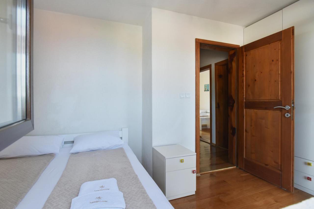 Villa Ariel Luštica Esterno foto